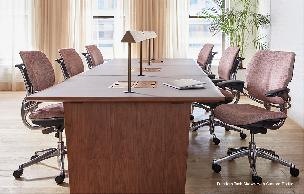 Image of office setup featuring the humanscale freedom task chair.